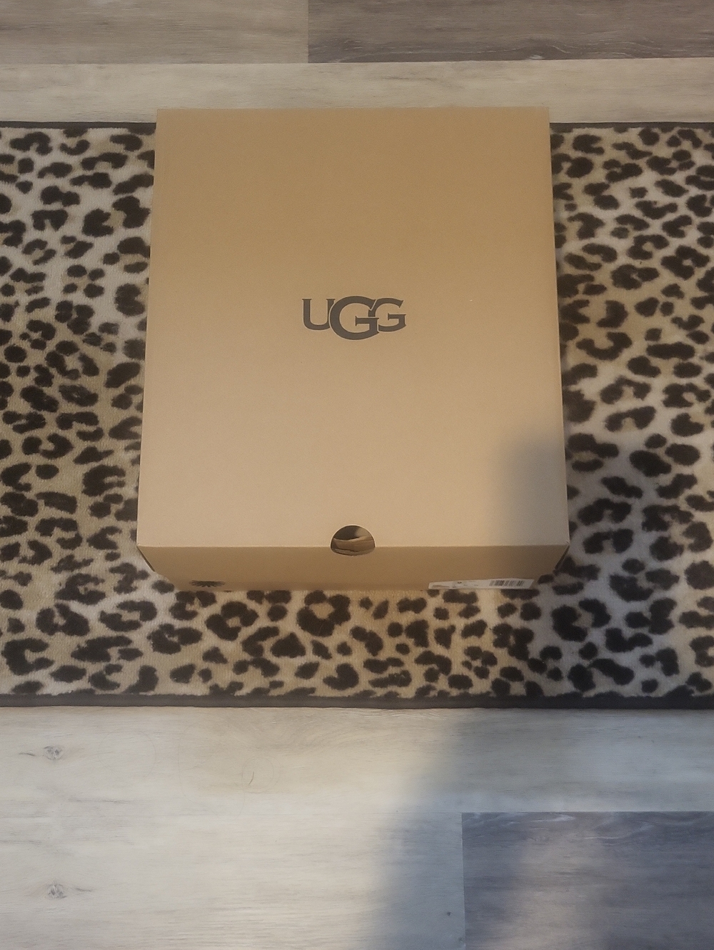 ⭐️NEW!⭐️ UGG Classic Ultra Mini New Heights Platform Boot - Mustard Seed - Picture 8 of 9